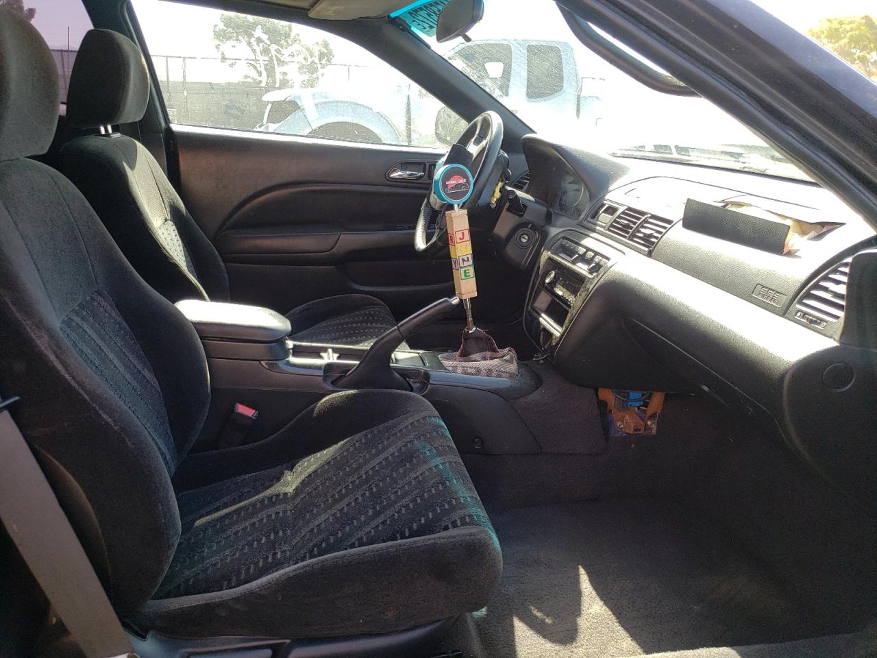 Photo 5 from auction – 2001 HONDA PRELUDE with VIN JHMBB61441C001867