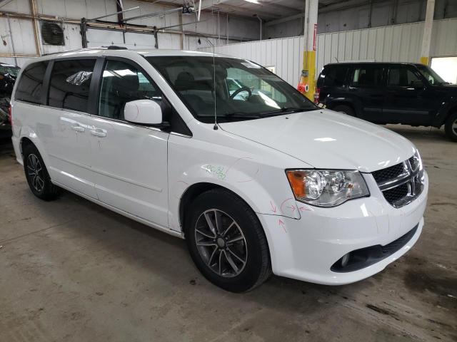 DODGE GRAND CARA 2017 with VIN 2C4RDGCGXHR847963 - Photo from auction