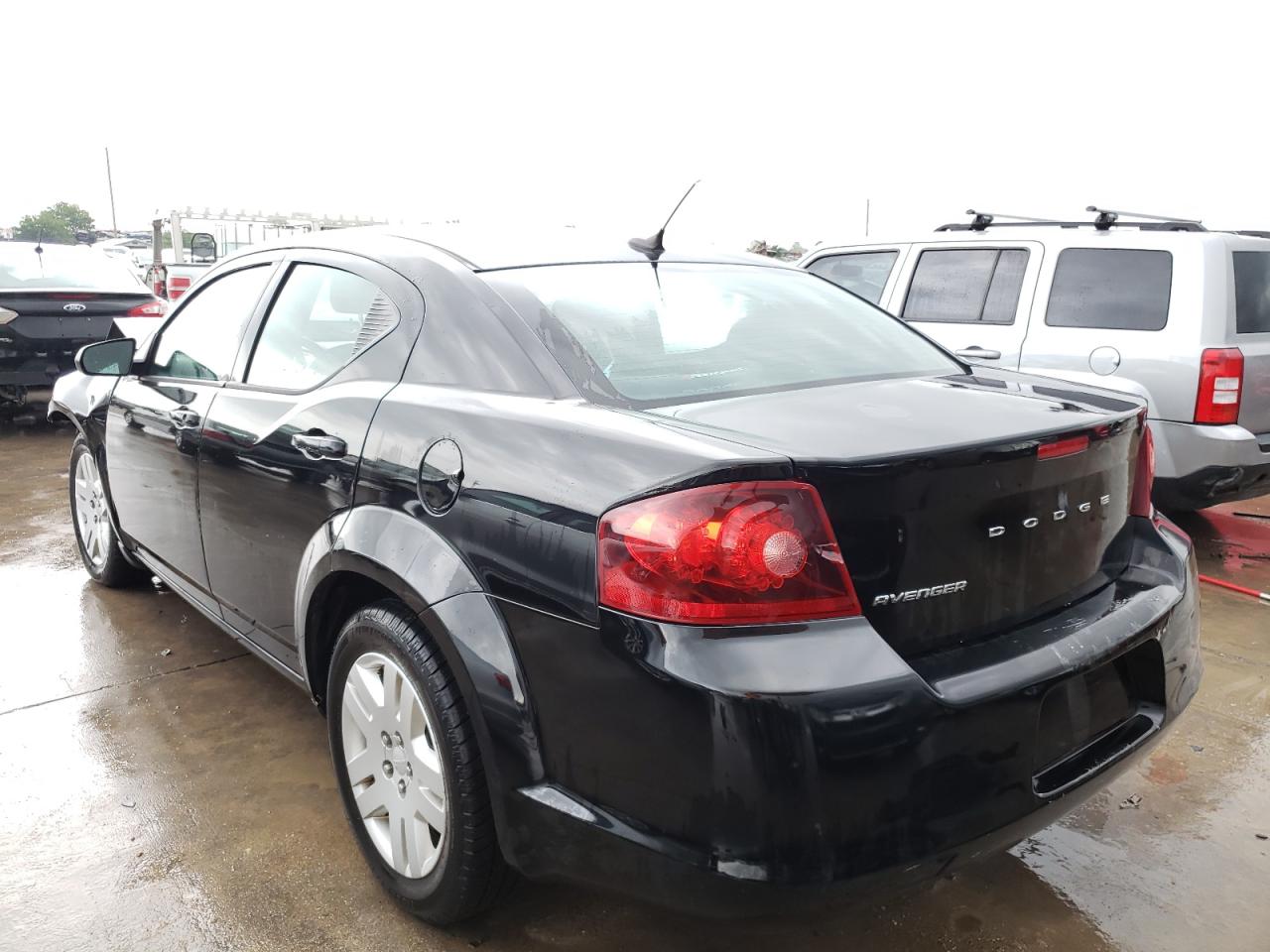 Photo 3 from auction – 2014 DODGE AVENGER SE with VIN 1C3CDZABXEN144398