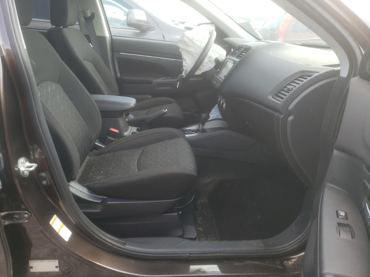 Photo 5 from auction – 2020 MITSUBISHI OUTLANDER with VIN JA4AP3AU6LU030453