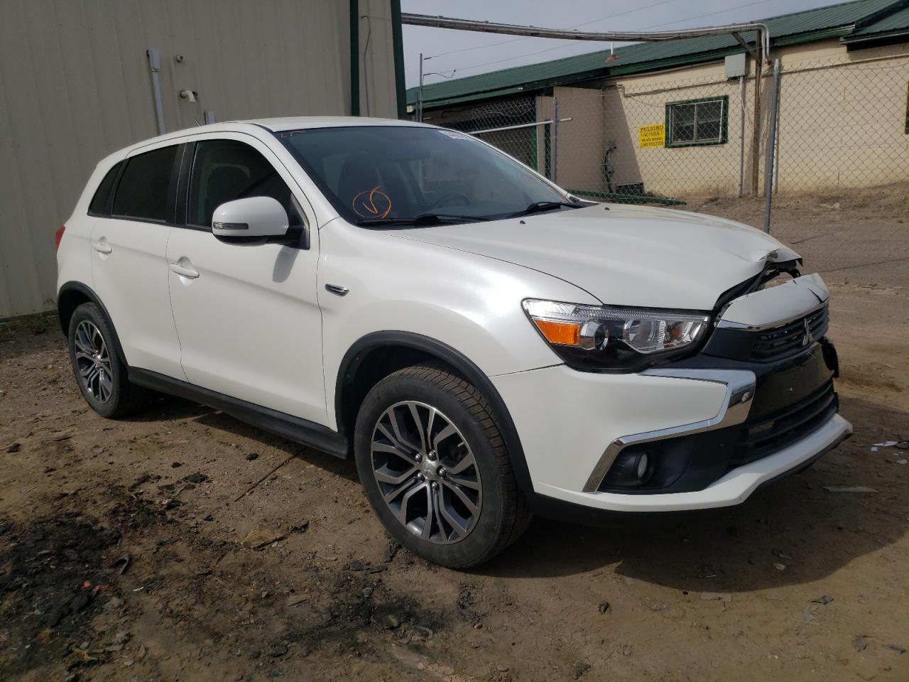 MITSUBISHI OUTLANDER 2016 with VIN JA4AR3AU8GZ032224 - Photo from auction