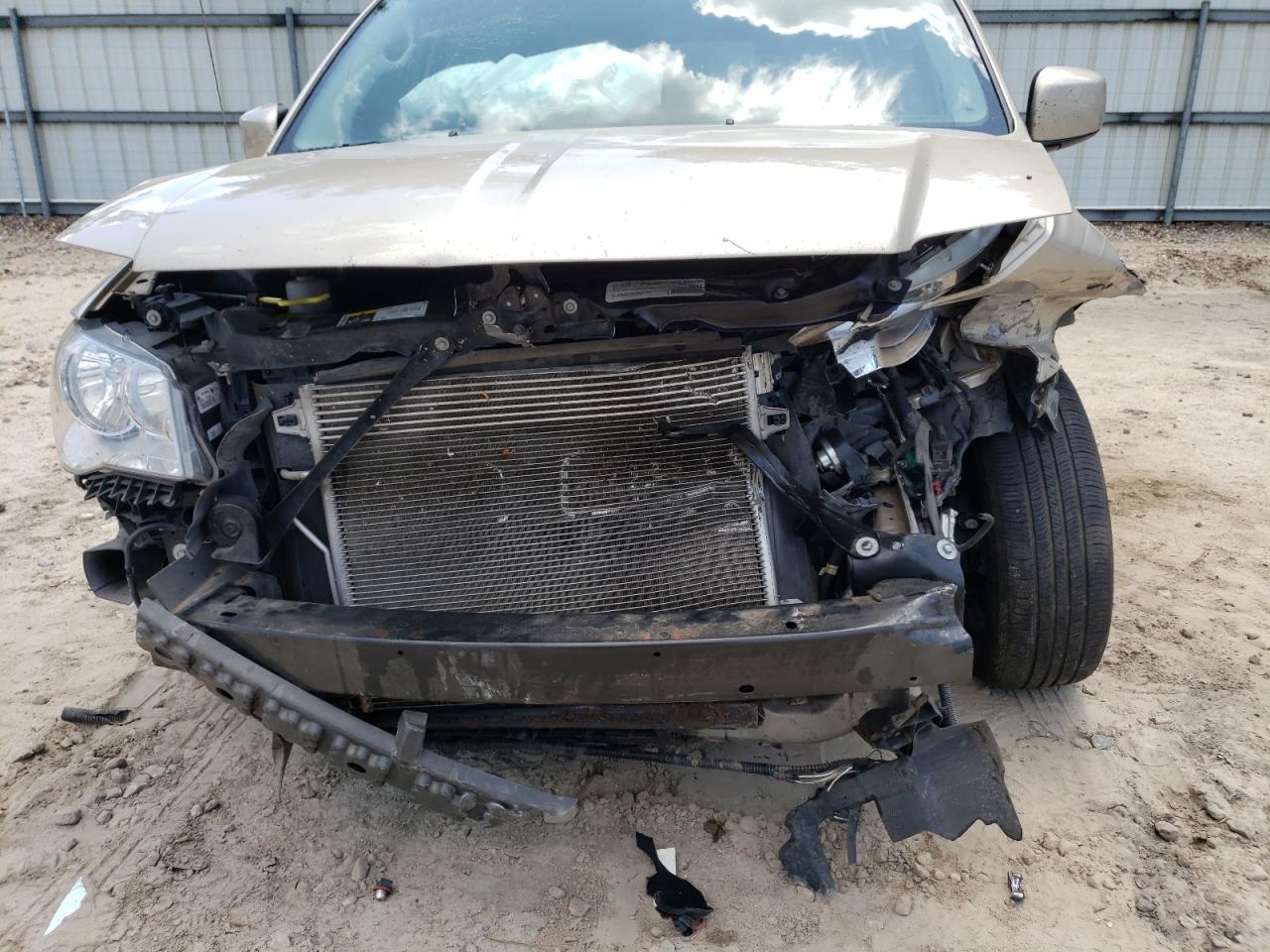 Photo 9 from auction – 2016 DODGE GRAND CARA with VIN 2C4RDGCG3GR309412