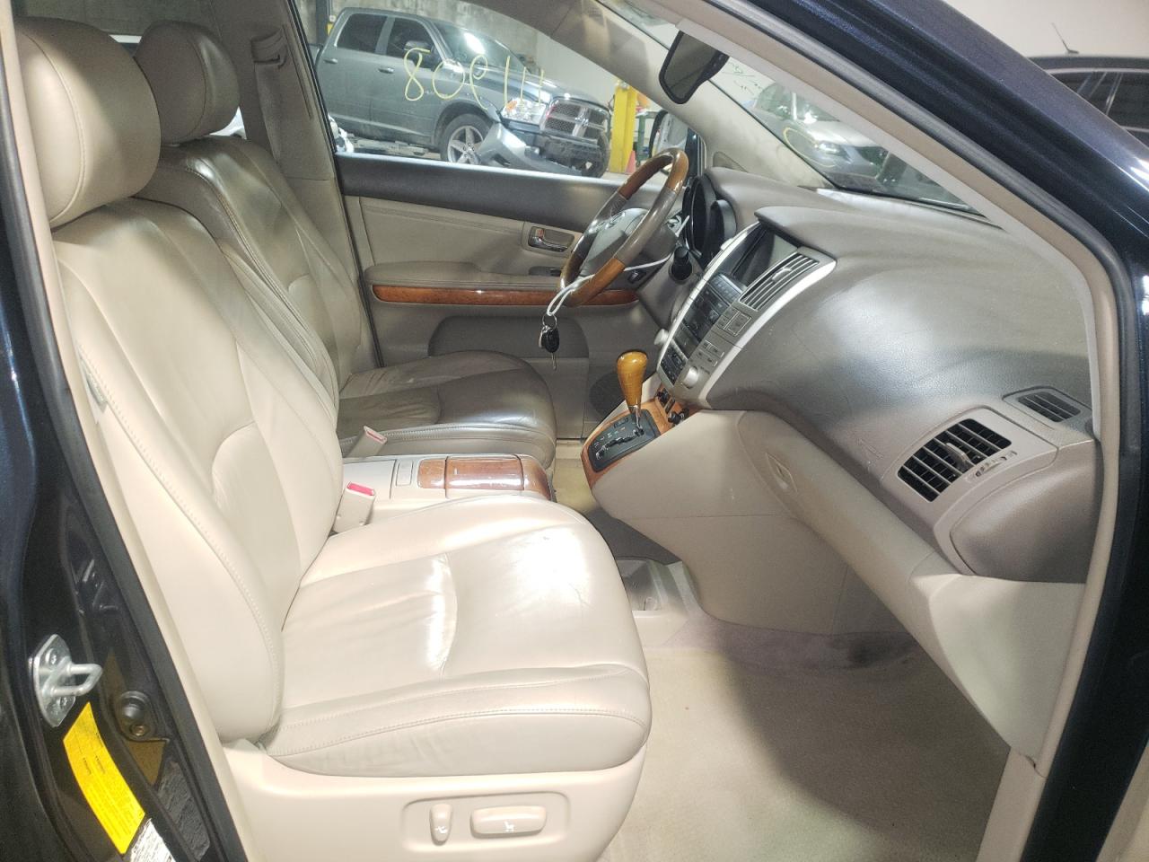 Photo 5 from auction – 2004 LEXUS RX 330 with VIN 2T2HA31U74C026007