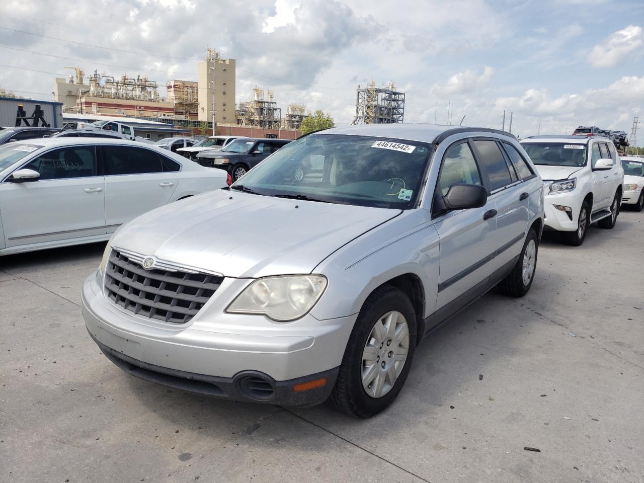 Photo 2 from auction – 2007 CHRYSLER PACIFICA with VIN 2A8GM48L27R128774