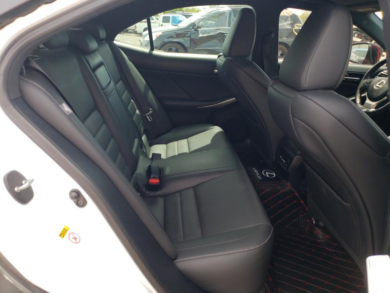 Photo 6 from auction – 2016 LEXUS IS 200T with VIN JTHBA1D23G5002571