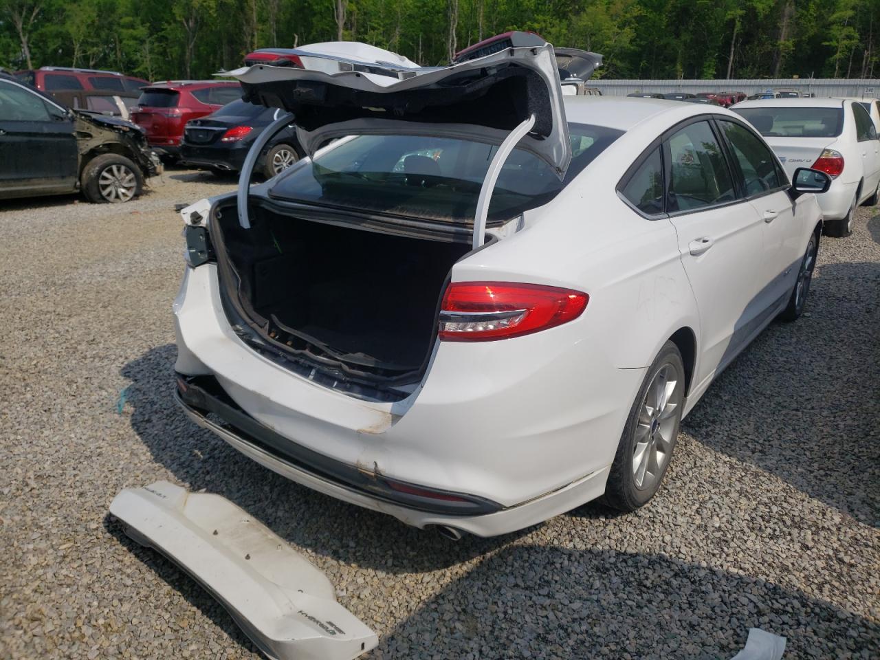 Photo 4 from auction – 2017 FORD FUSION SE with VIN 3FA6P0LU4HR131082
