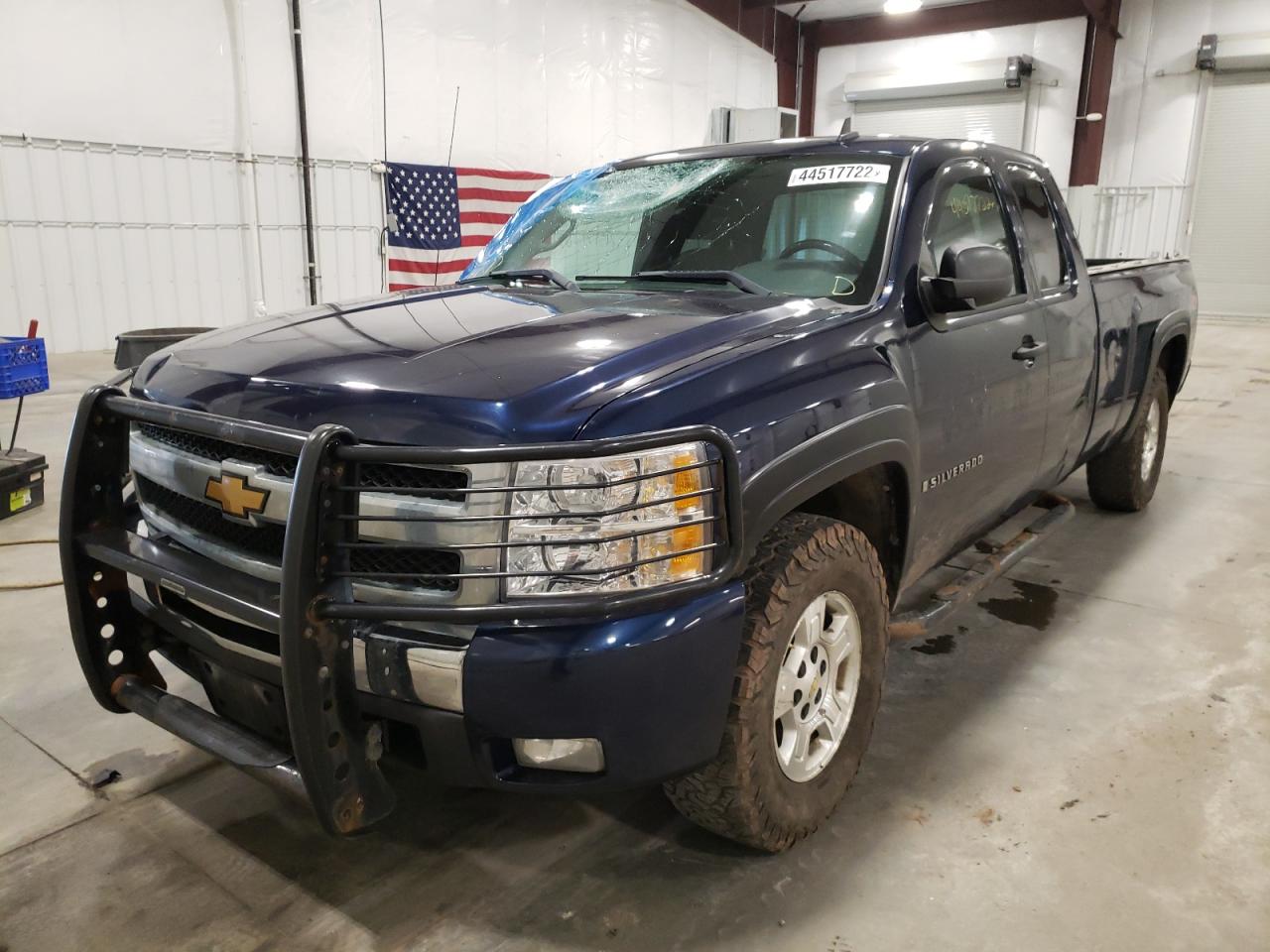 Photo 2 from auction – 2009 CHEVROLET 1500 with VIN 1GCEK29049E143807