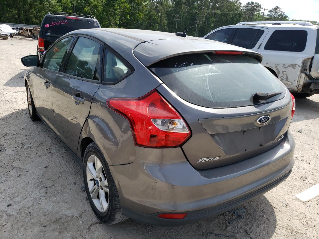 Photo 3 from auction – 2014 FORD FOCUS SE with VIN 1FADP3K27EL203105