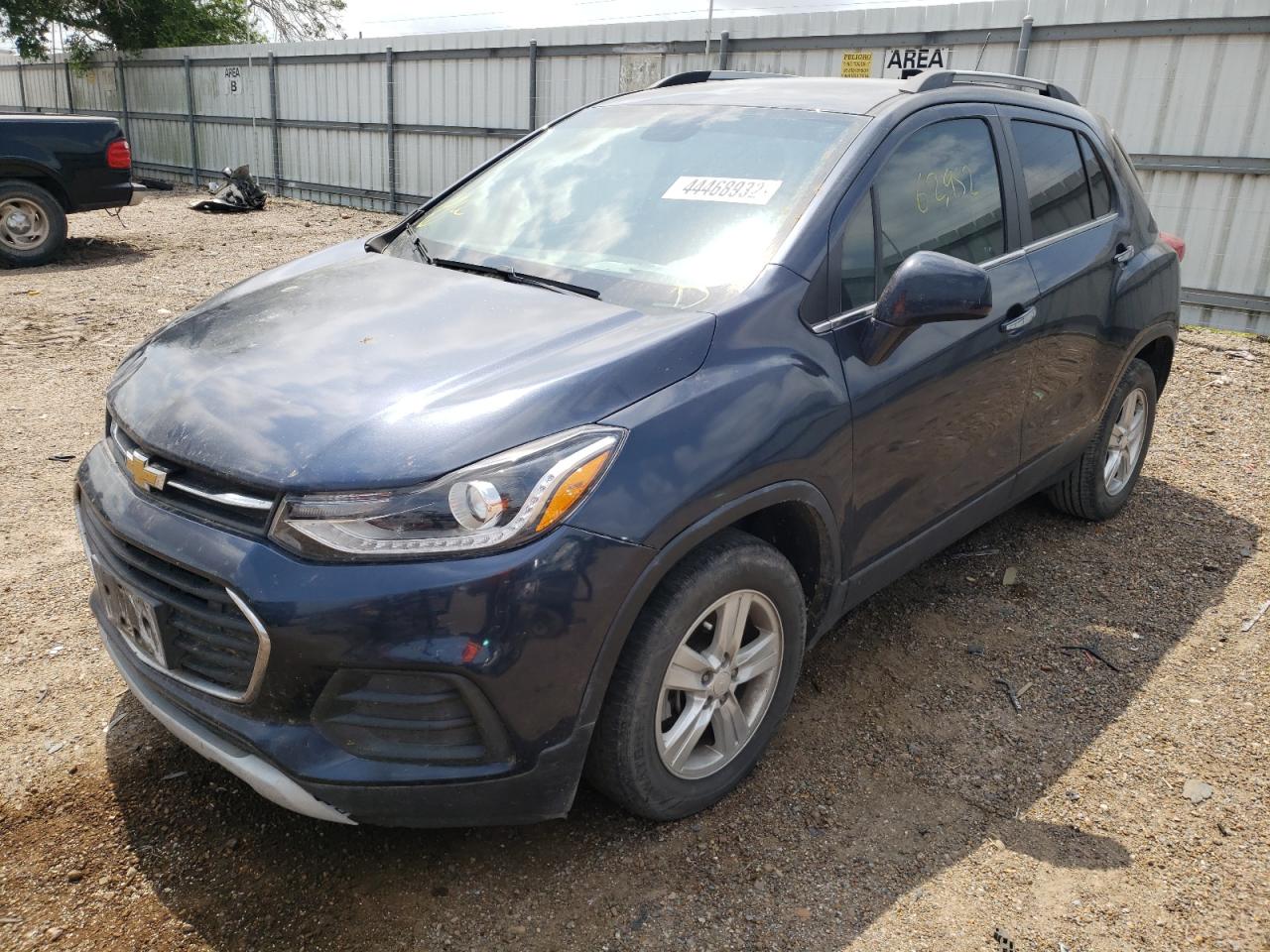 Photo 2 from auction – 2018 CHEVROLET TRAX 1LT with VIN 3GNCJLSB2JL204711