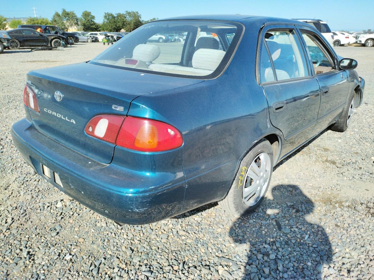 Photo 4 from auction – 1998 TOYOTA COROLLA VE with VIN 1NXBR12E2WZ019286