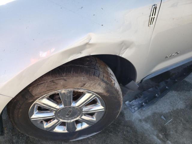 Zdjęcie 9 z aukcji – 2009 LINCOLN MKX z VIN 2LMDU88C89BJ10941