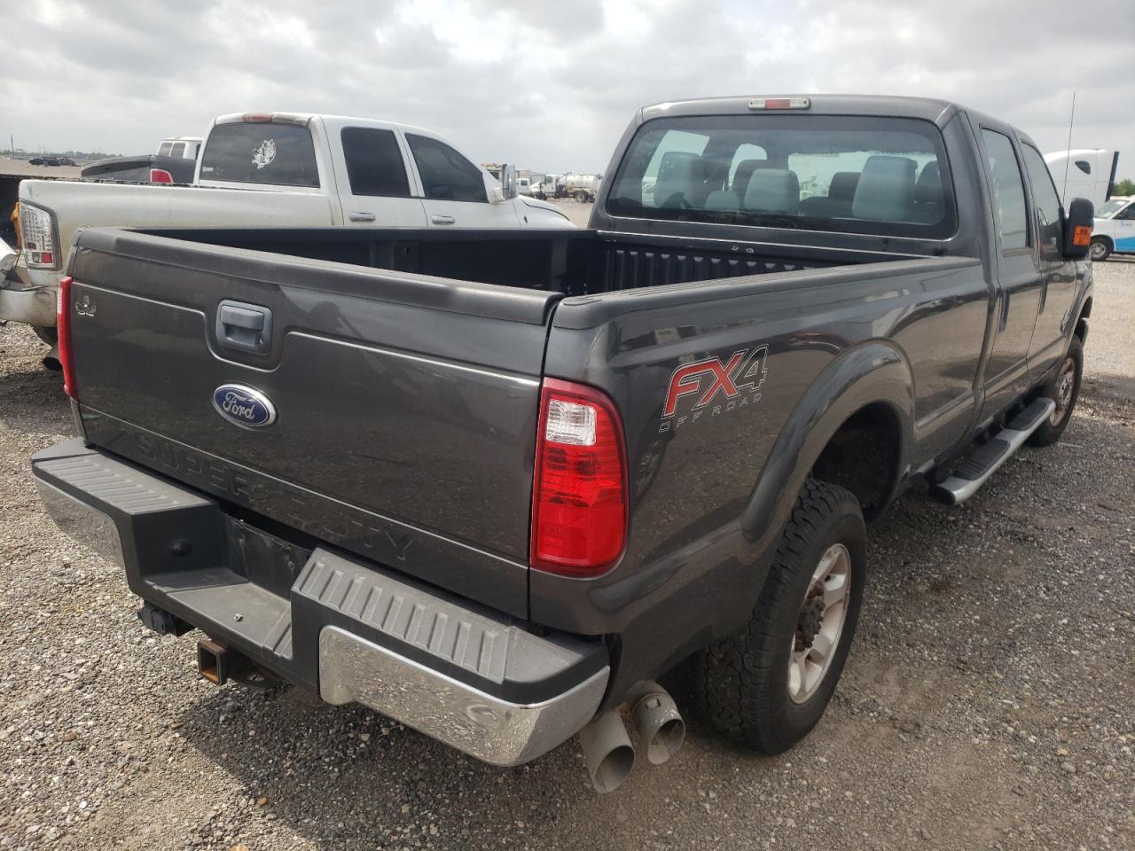 Photo 4 from auction – 2016 FORD F250 SUPER with VIN 1FT7W2BT4GED46579