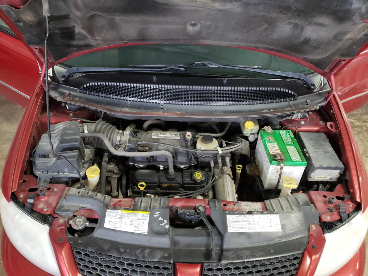 Photo 7 from auction – 2004 DODGE GRAND CARA with VIN 2D4GP44L94R592972