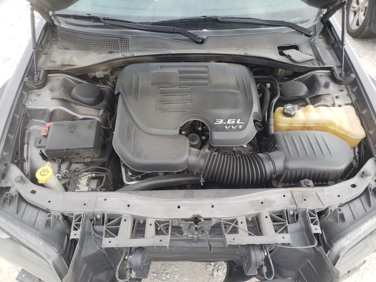 Photo 7 from auction – 2016 CHRYSLER 300 S with VIN 2C3CCABG7GH320799