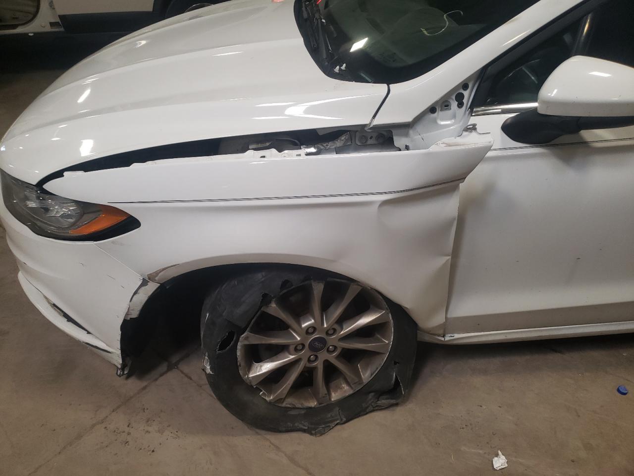 Photo 9 from auction – 2017 FORD FUSION SE with VIN 3FA6P0H71HR203326