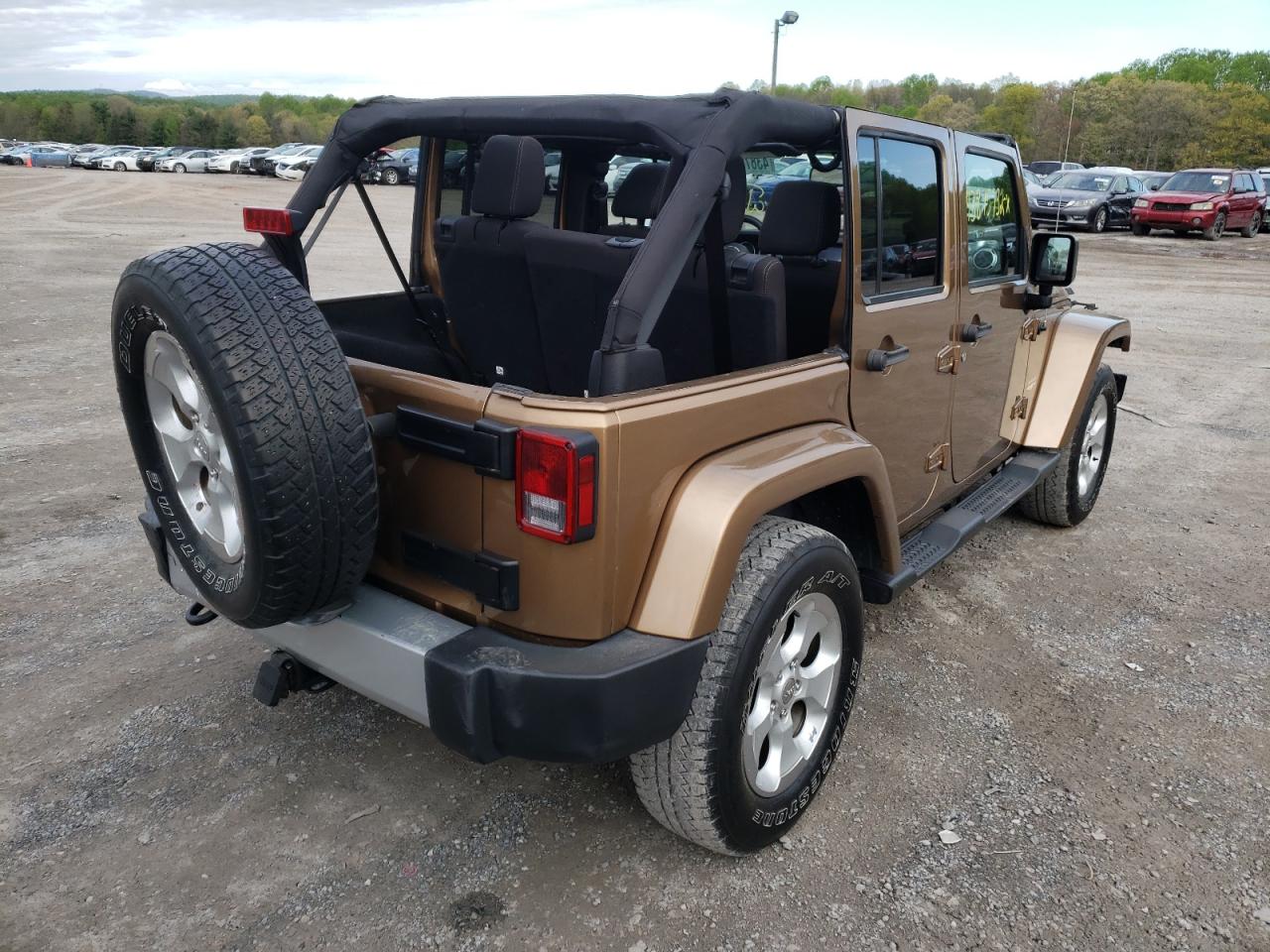 Photo 4 from auction – 2015 JEEP WRANGLER U with VIN 1C4BJWEG2FL638935
