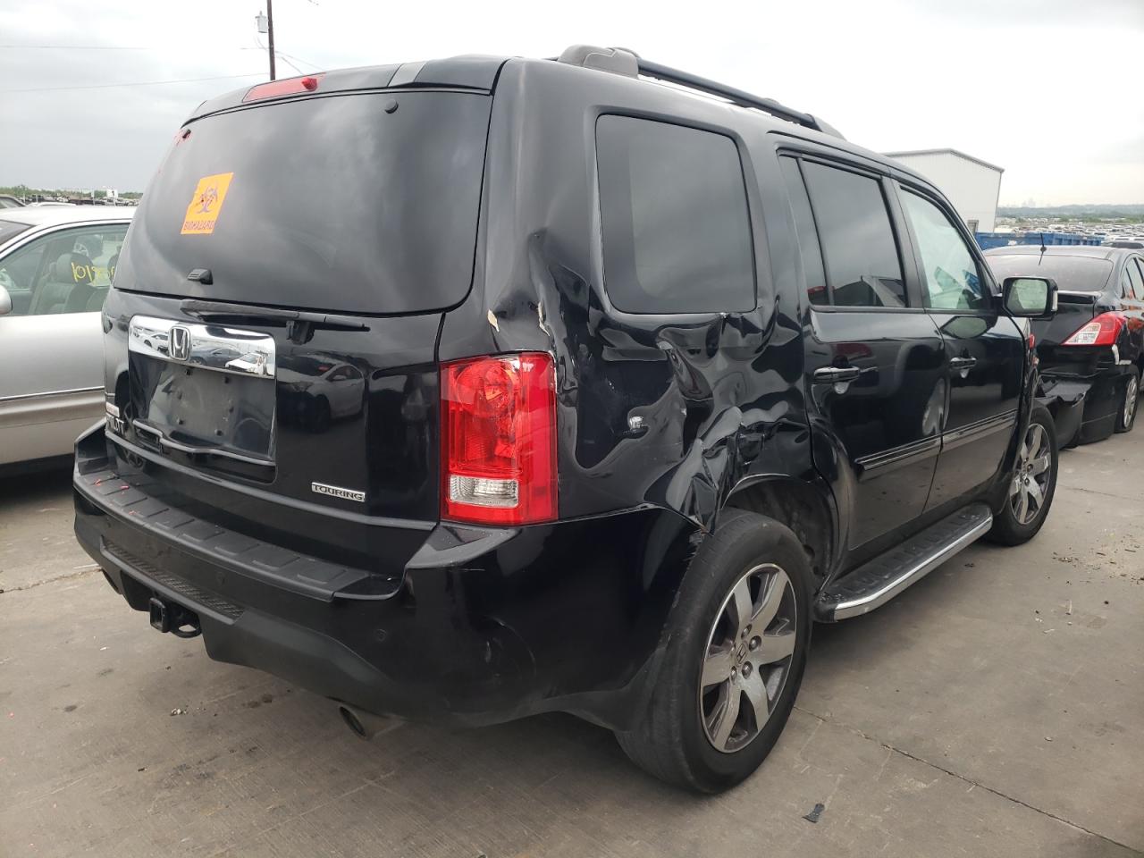 Photo 4 from auction – 2012 HONDA PILOT TOUR with VIN 5FNYF3H93CB032582
