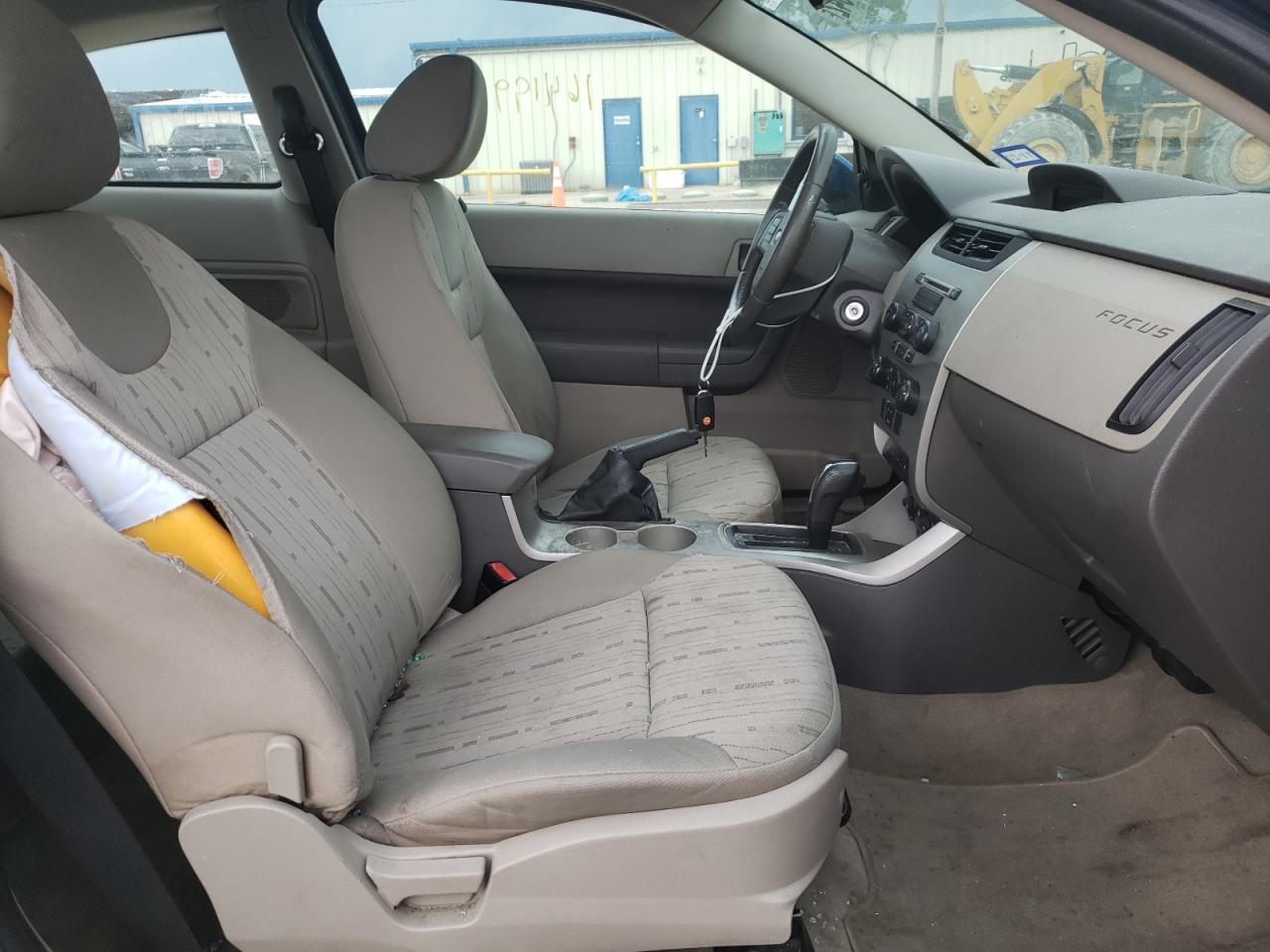 Photo 5 from auction – 2009 FORD FOCUS SE with VIN 1FAHP32N59W172338