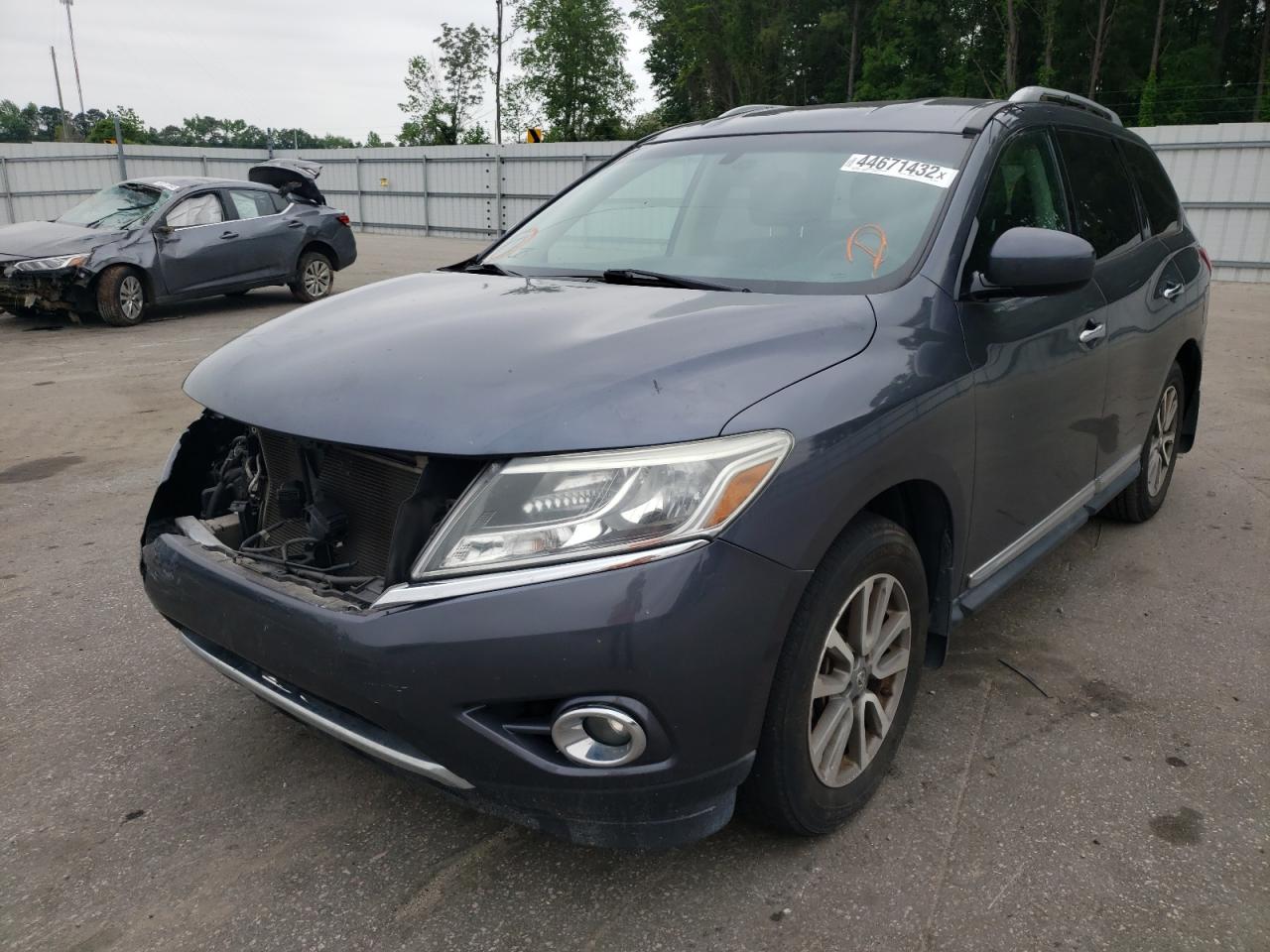 Photo 2 from auction – 2013 NISSAN PATHFINDER with VIN 5N1AR2MM6DC690727