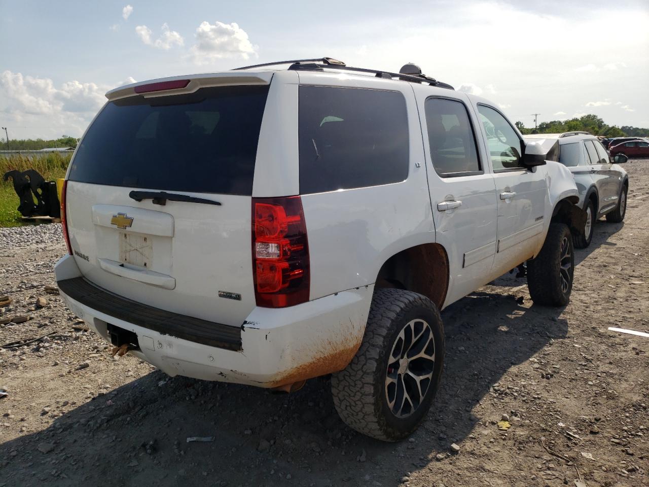 Photo 4 from auction – 2011 CHEVROLET TAHOE C150 with VIN 1GNSCBE08BR297691