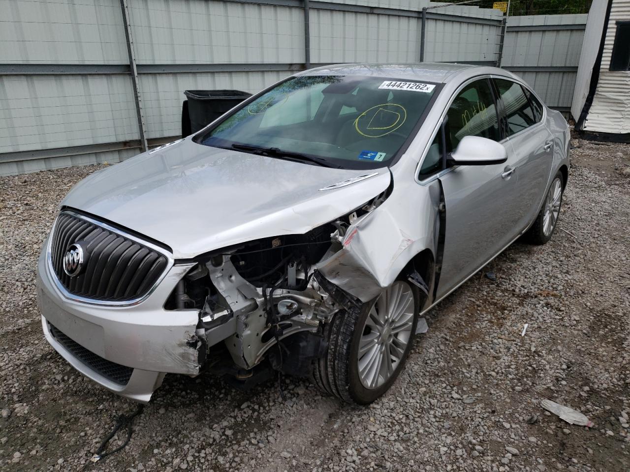 Photo 2 from auction – 2014 BUICK VERANO with VIN 1G4PP5SK6E4148283