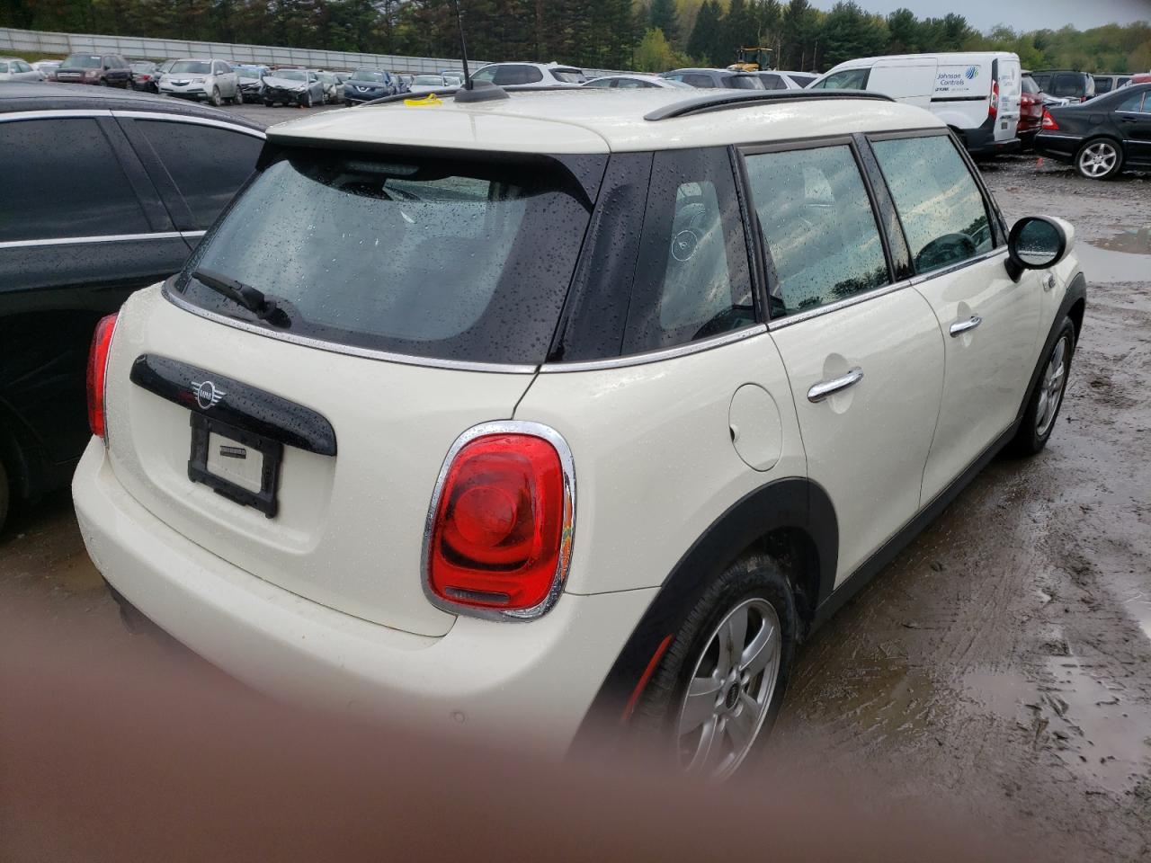 Photo 4 from auction – 2020 MINI COOPER with VIN WMWXU7C0XL2L66206