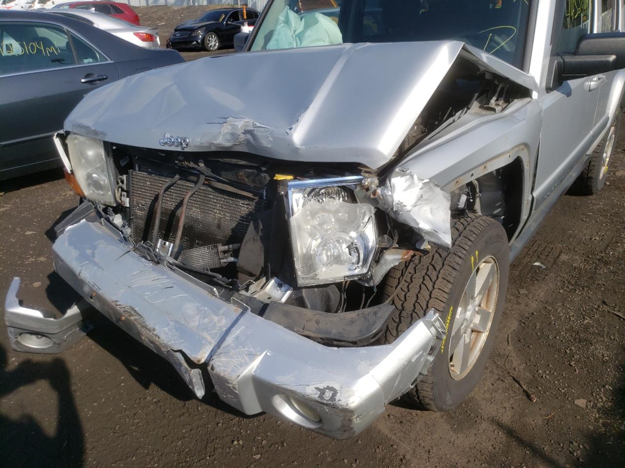 Photo 9 from auction – 2008 JEEP COMMANDER with VIN 1J8HG48K88C166586