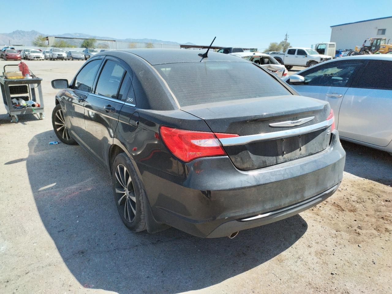 Photo 3 from auction – 2011 CHRYSLER 200 S with VIN 1C3BC8FG8BN574827