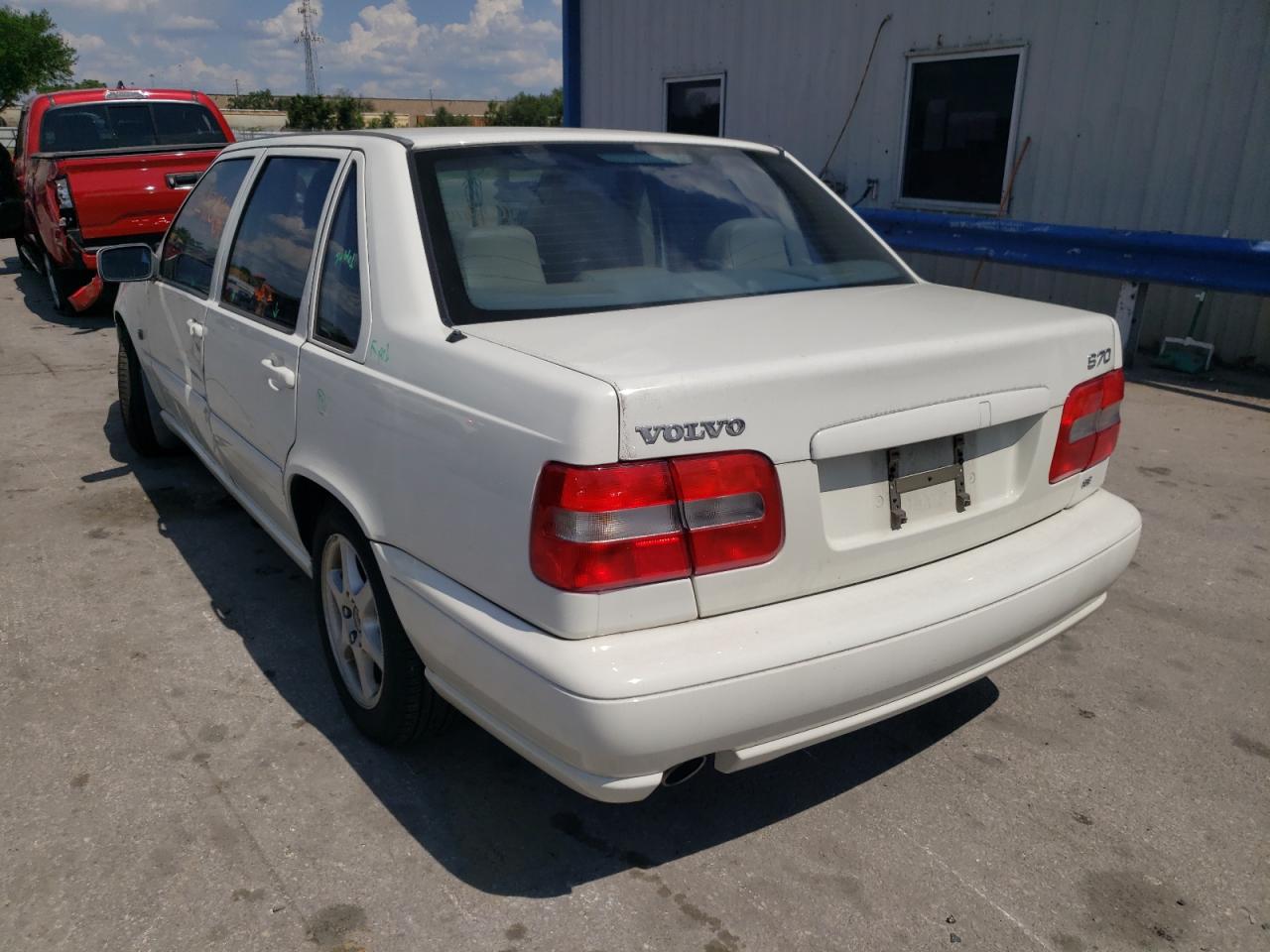 Photo 3 from auction – 2000 VOLVO S70 BASE with VIN YV1LS61J8Y2662047