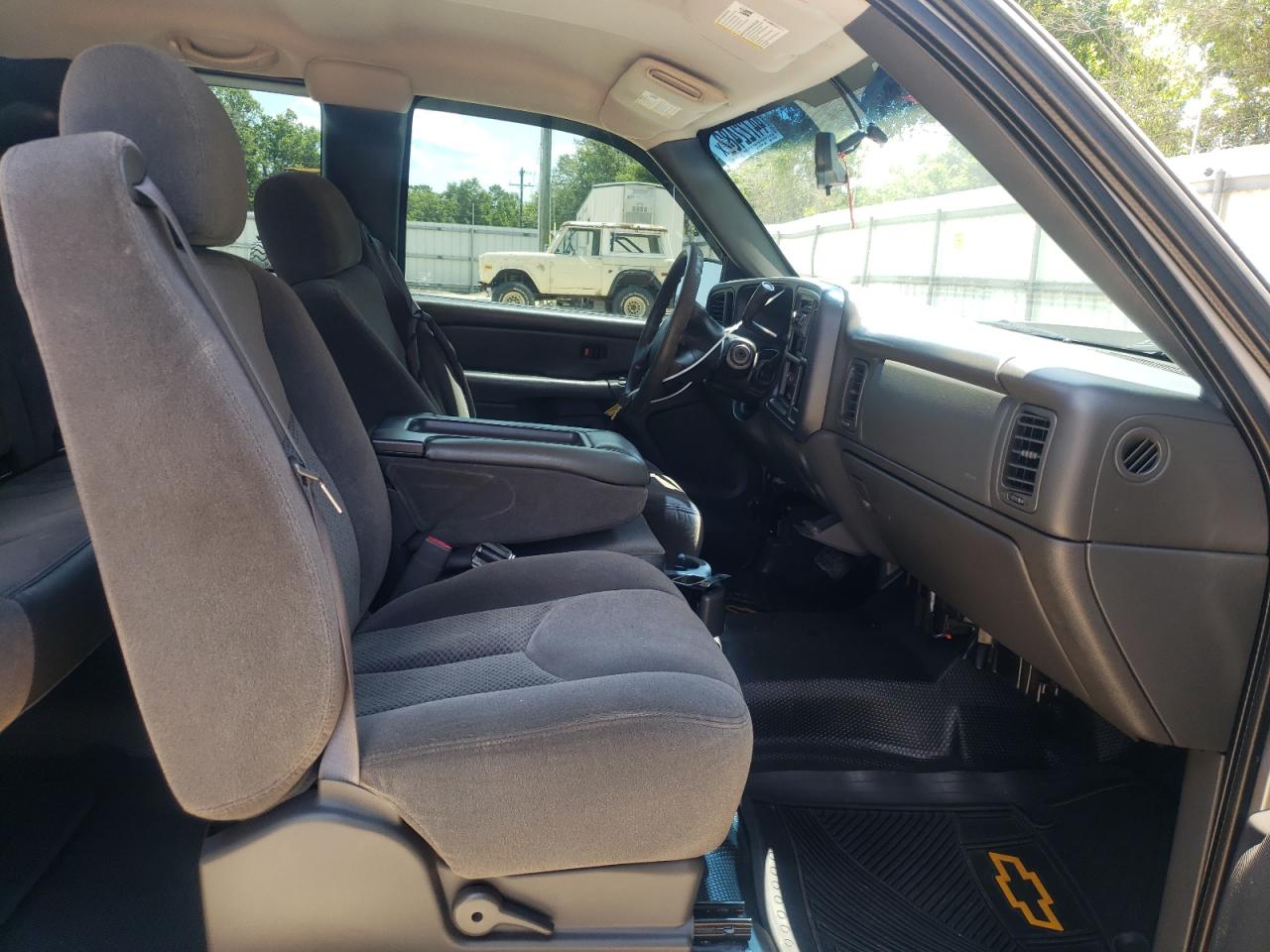 Photo 5 from auction – 2007 CHEVROLET SILVERADO with VIN 1GCEC19V27Z120759