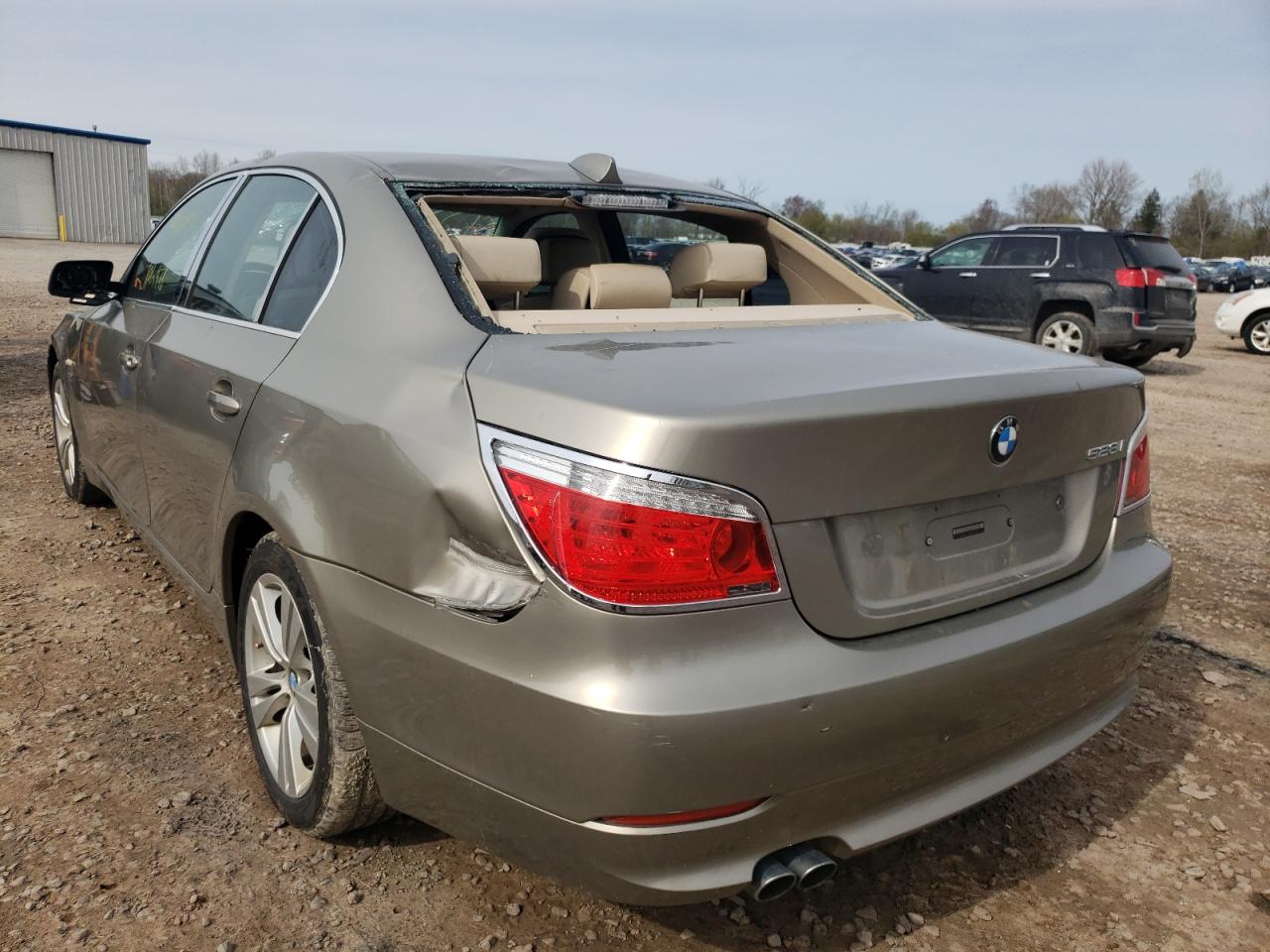 Photo 3 from auction – 2009 BMW 528 XI with VIN WBANV13539C156143
