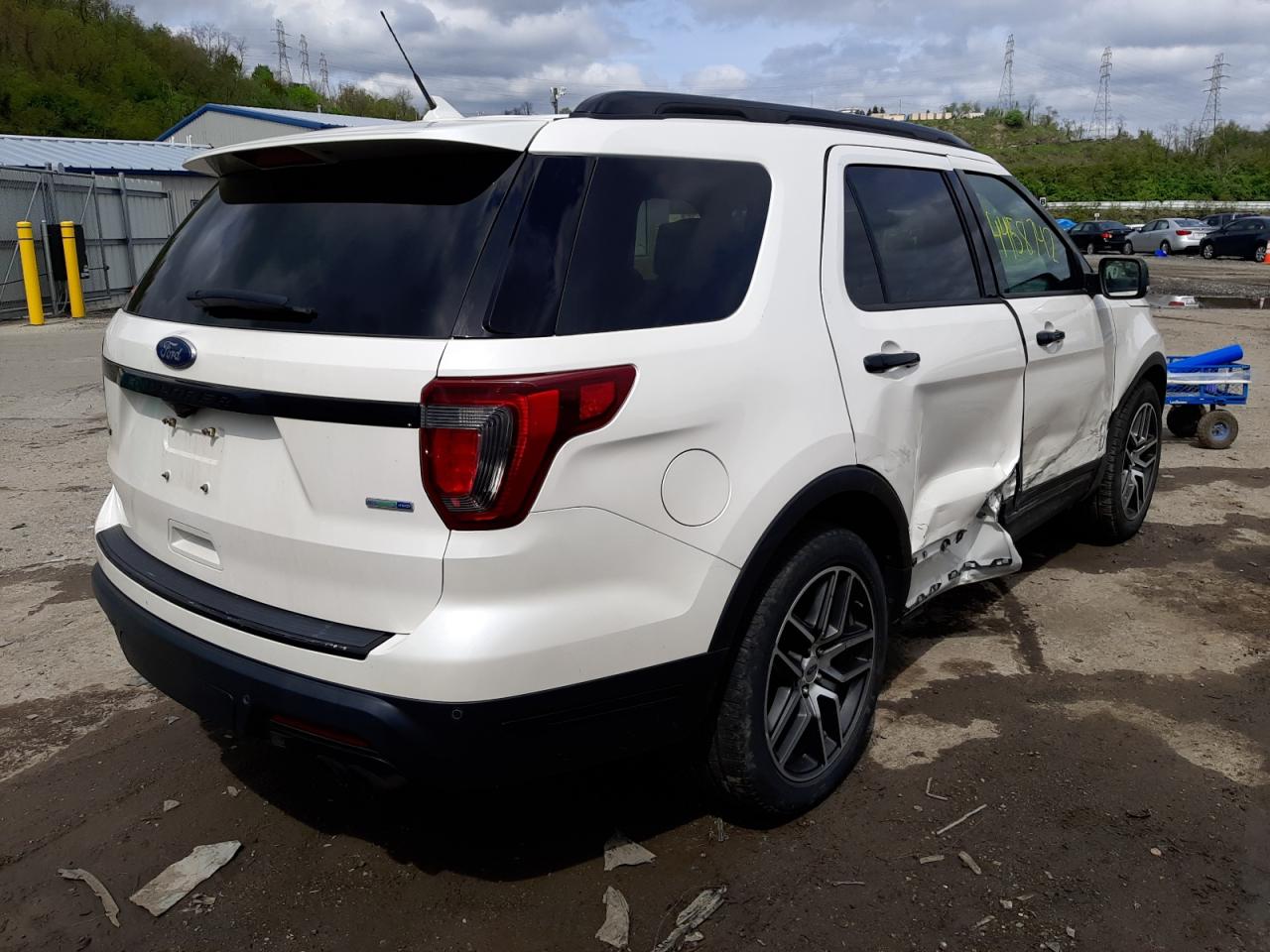 Photo 4 from auction – 2018 FORD EXPLORER S with VIN 1FM5K8GT2JGA24464