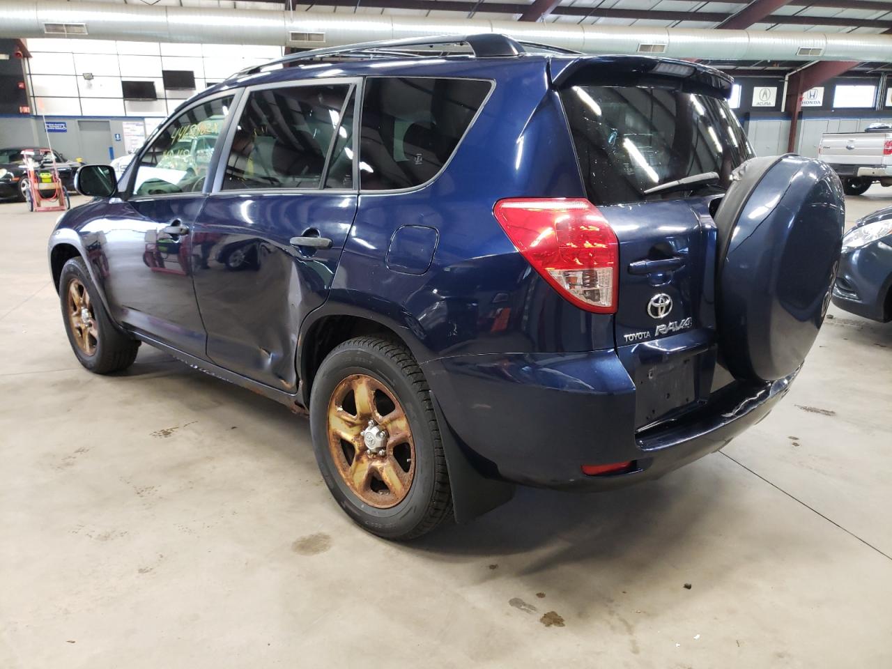Photo 3 from auction – 2007 TOYOTA RAV4 with VIN JTMBD33V775121627