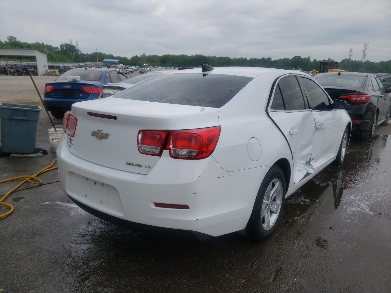 Photo 4 from auction – 2015 CHEVROLET MALIBU LS with VIN 1G11B5SL2FF225506
