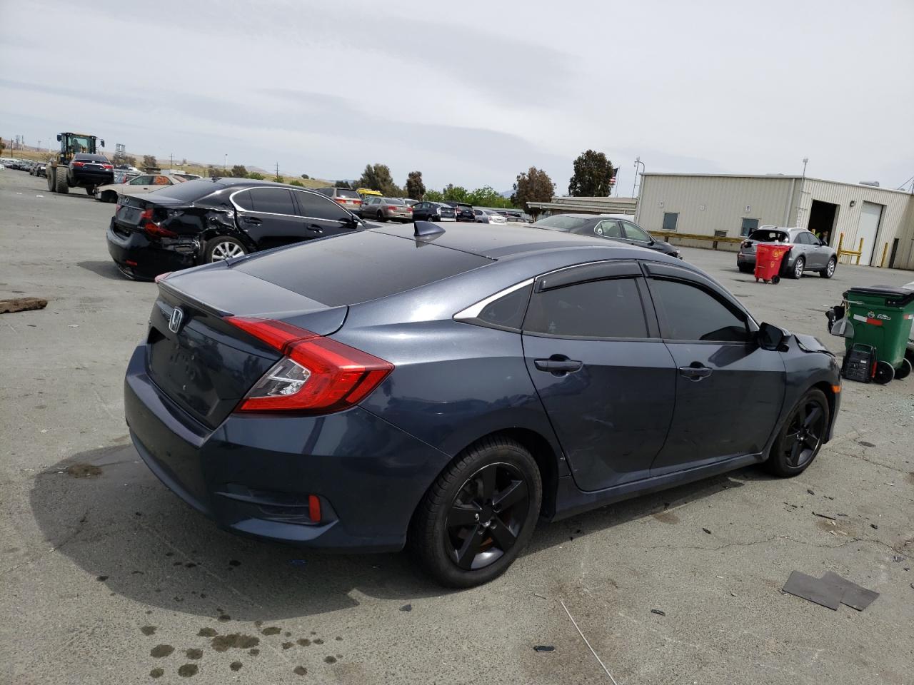 Photo 4 from auction – 2016 HONDA CIVIC EX with VIN 19XFC1F37GE206801