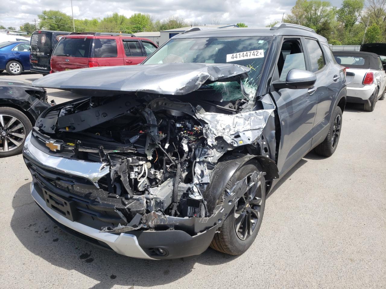 Photo 2 from auction – 2021 CHEVROLET TRAILBLAZE with VIN KL79MPSL0MB024088
