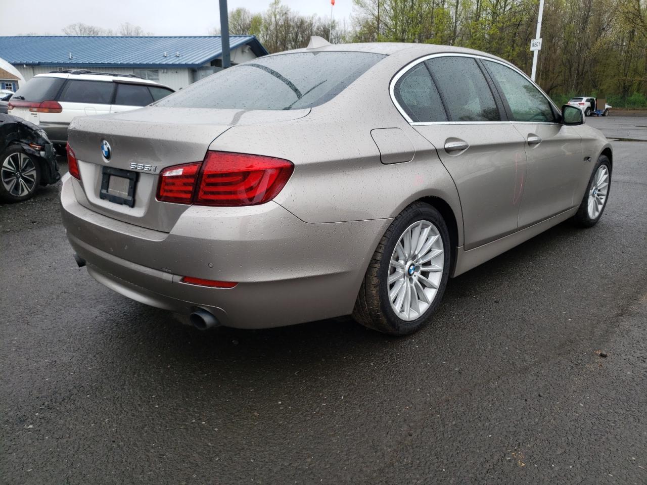 Photo 4 from auction – 2012 BMW 535 I with VIN WBAFR7C58CC815482