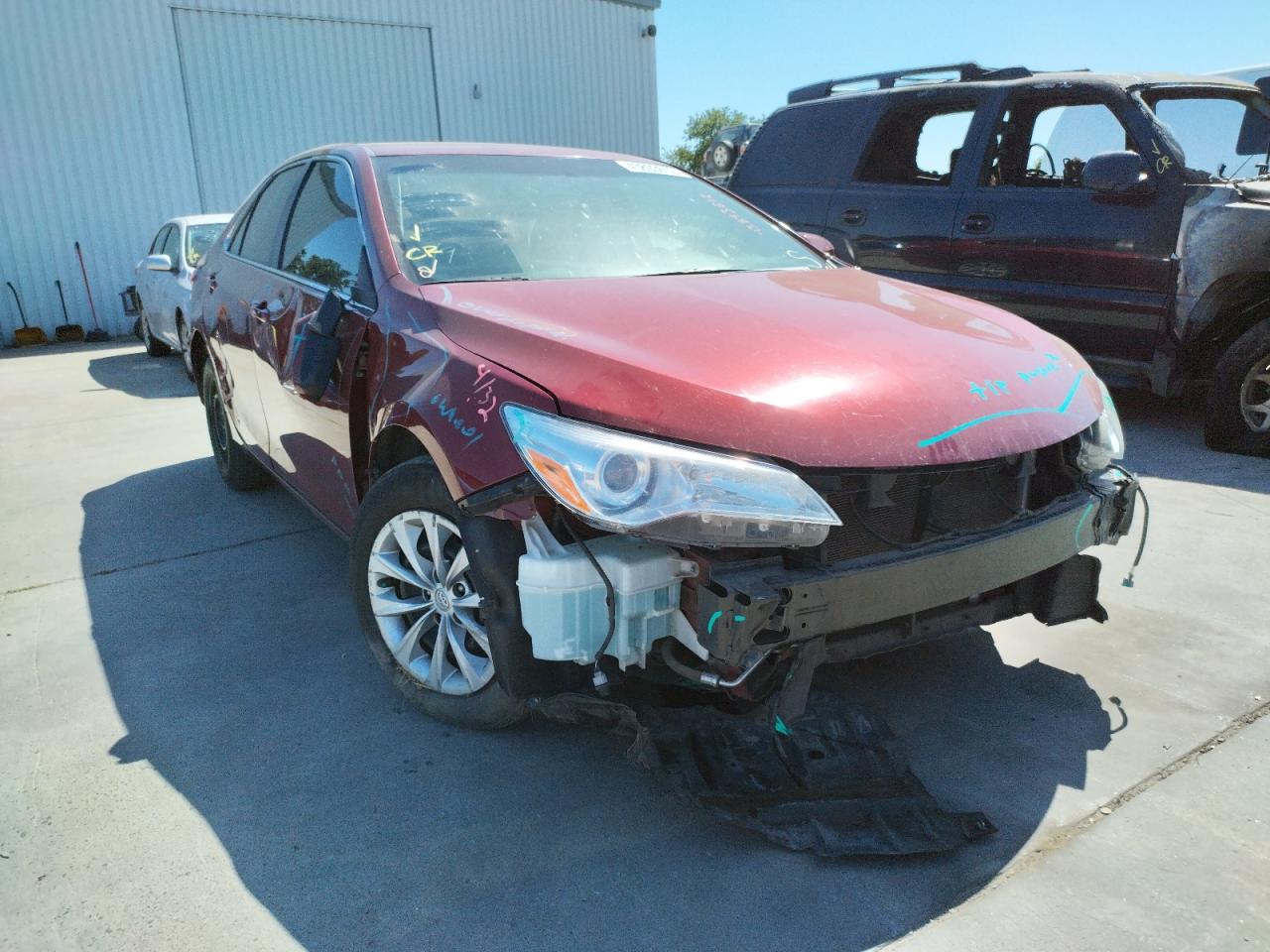Photo 1 from auction – 2017 TOYOTA CAMRY LE with VIN 4T1BF1FK3HU737599