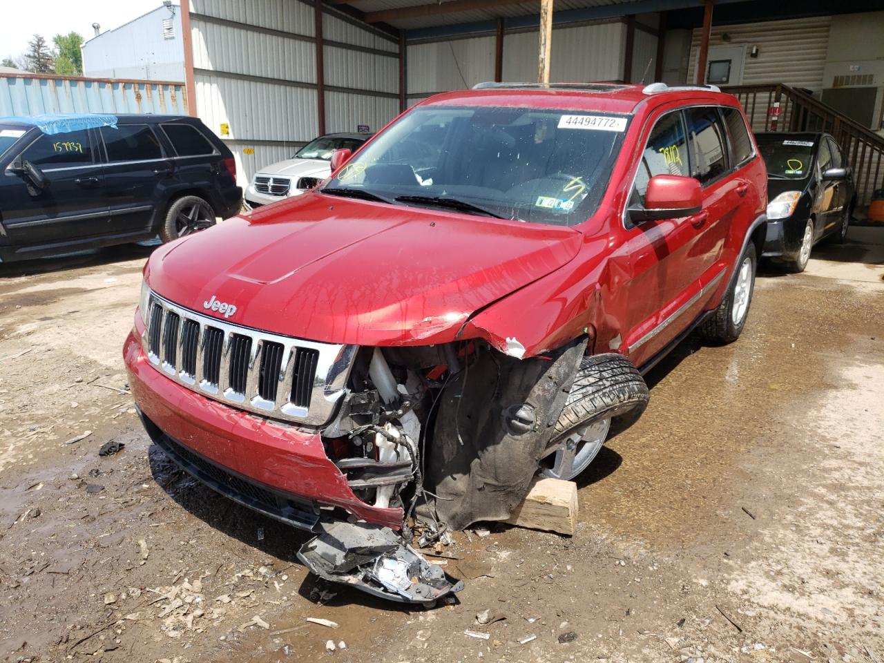 Photo 2 from auction – 2011 JEEP GRAND CHER with VIN 1J4RR4GG2BC510661