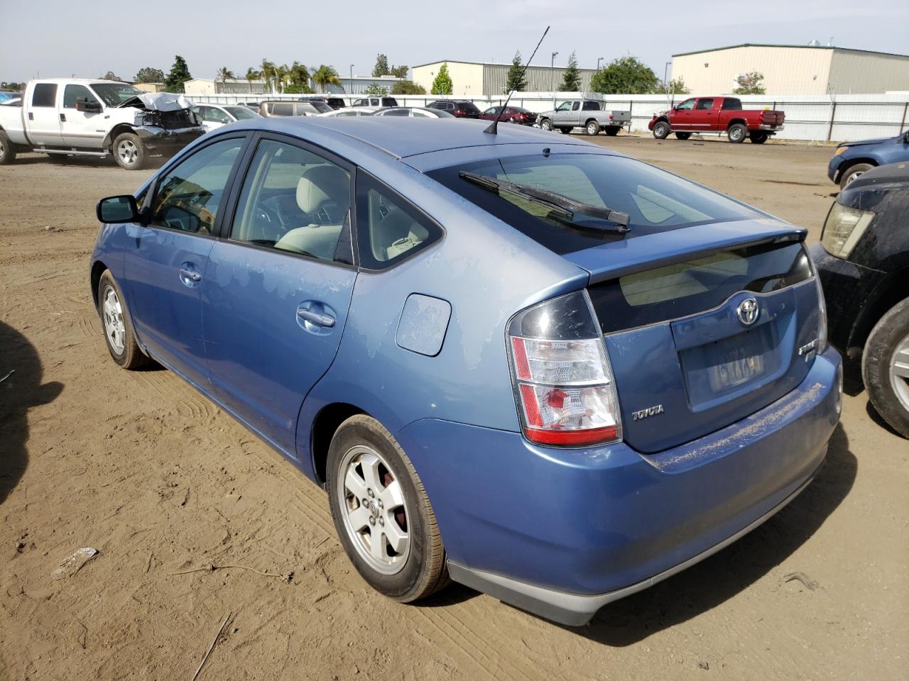 Photo 3 from auction – 2005 TOYOTA PRIUS with VIN JTDKB20U753115007