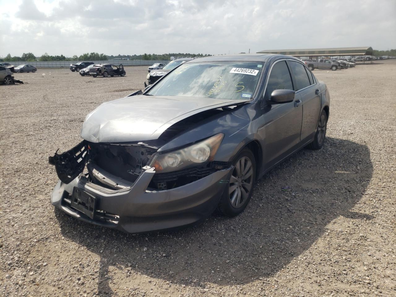 Photo 2 from auction – 2011 HONDA ACCORD EX with VIN 1HGCP2F75BA094125