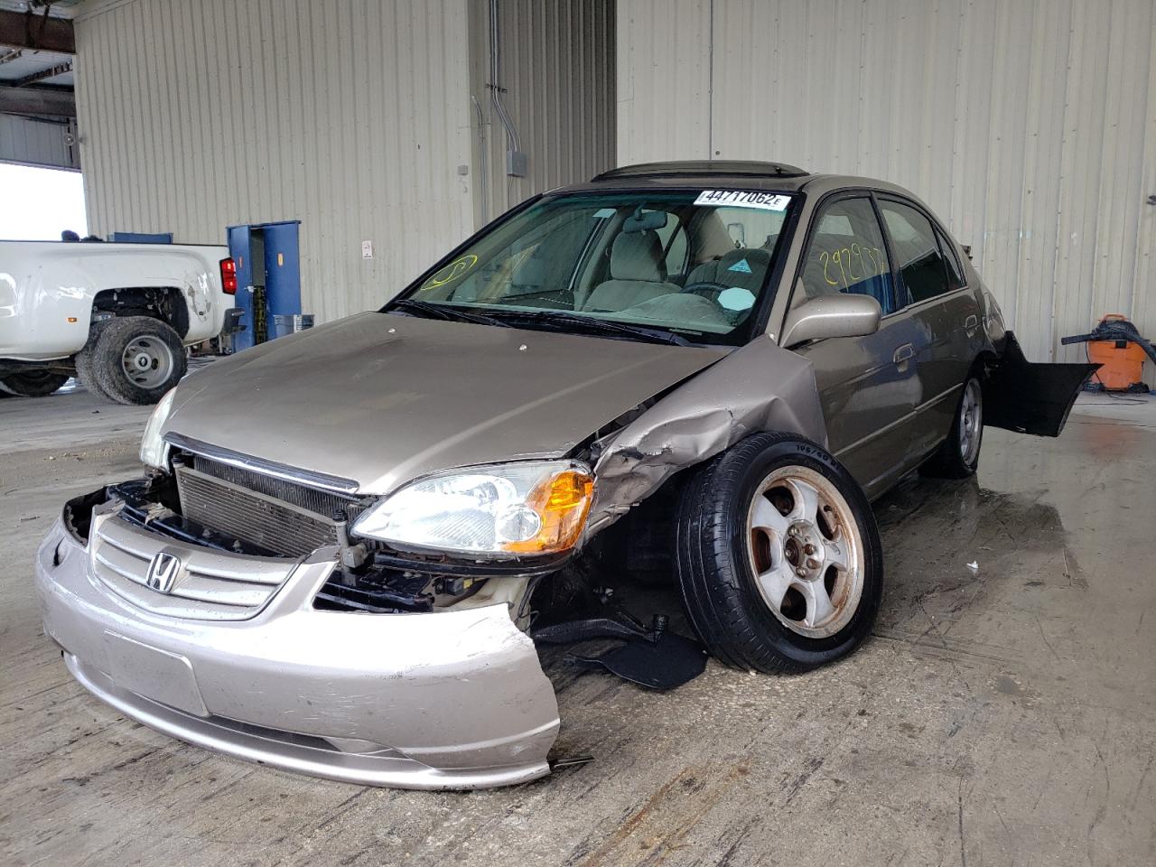 Photo 2 from auction – 2002 HONDA CIVIC EX with VIN 2HGES26772H520289