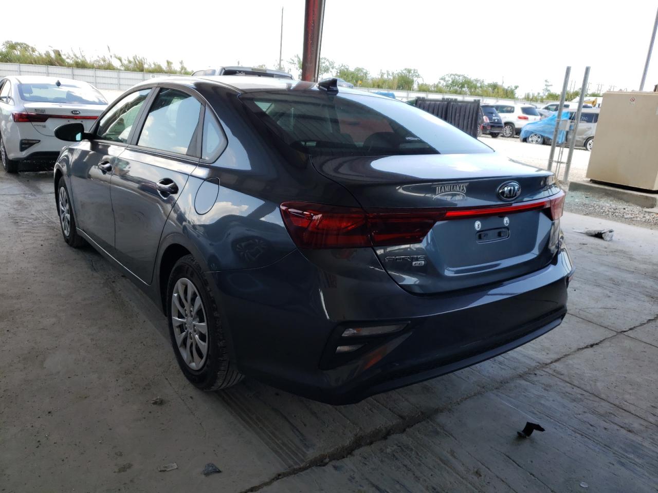 Photo 3 from auction – 2021 KIA FORTE FE with VIN 3KPF24AD8ME379498
