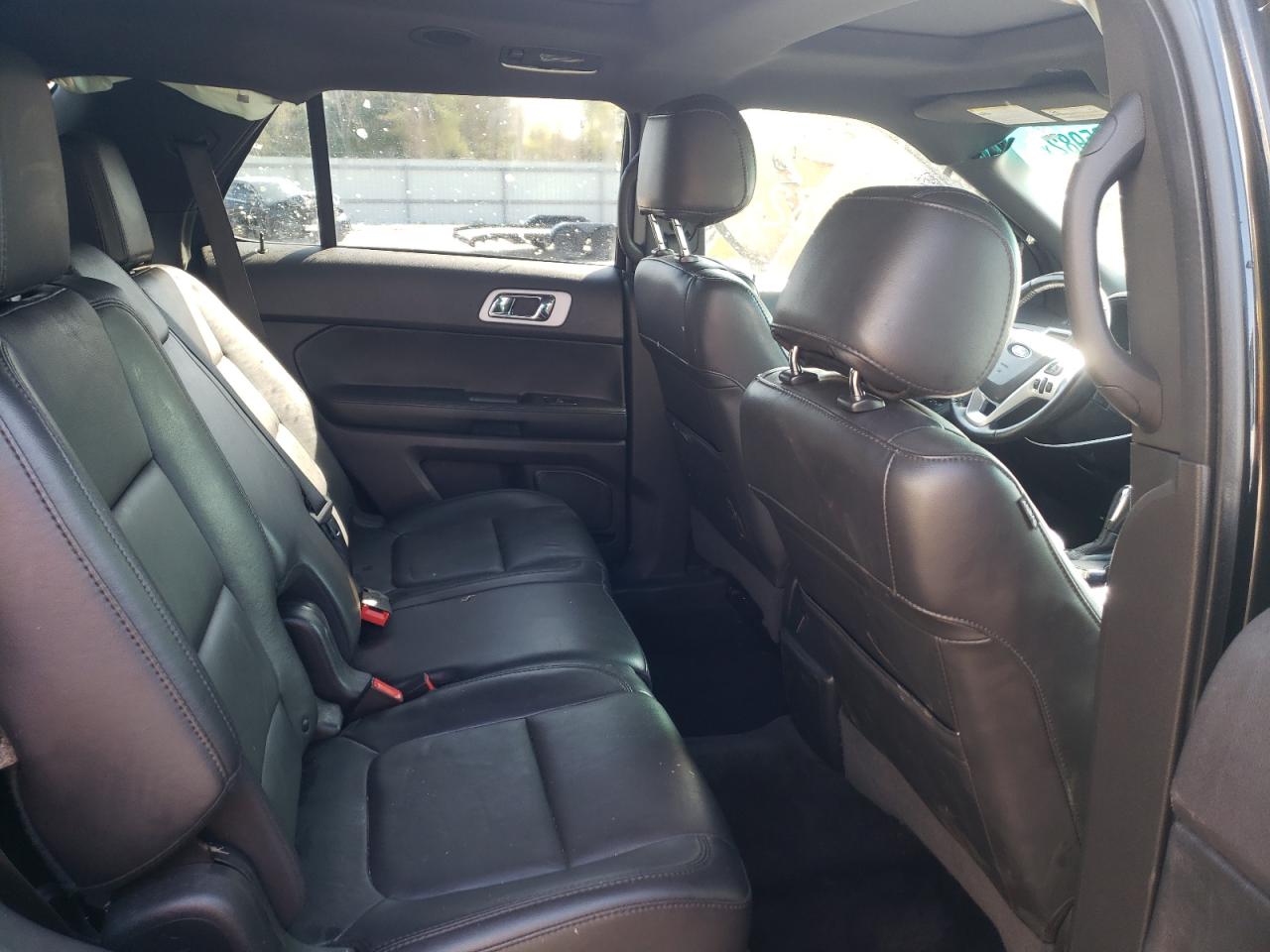 Photo 6 from auction – 2015 FORD EXPLORER X with VIN 1FM5K8D86FGC00987