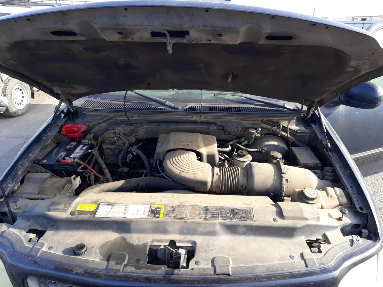 Photo 7 from auction – 2001 FORD F150 with VIN 1FTRX17L81NB65730