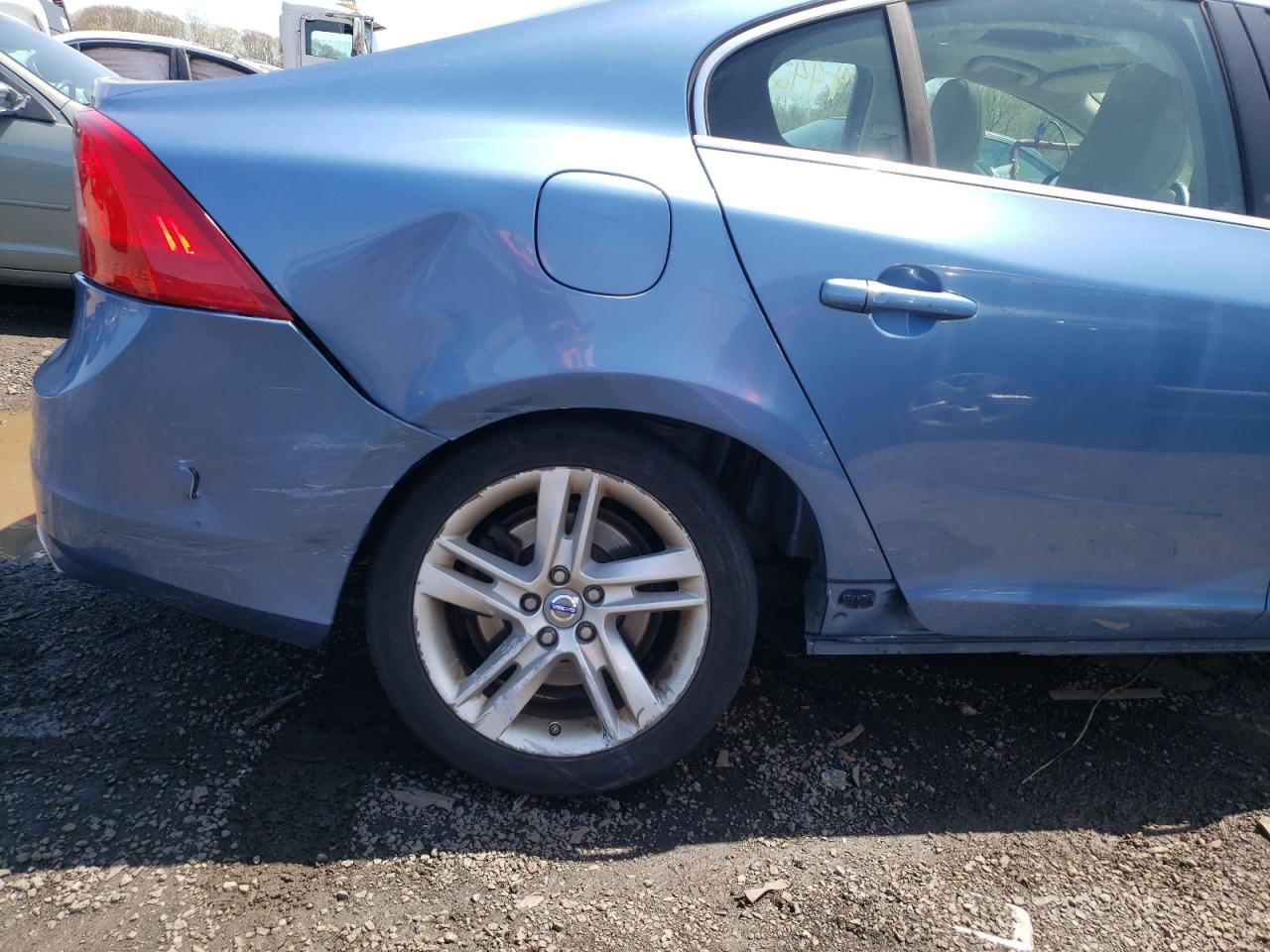 Photo 9 from auction – 2014 VOLVO S60 T5 with VIN YV1612FH9E1290010