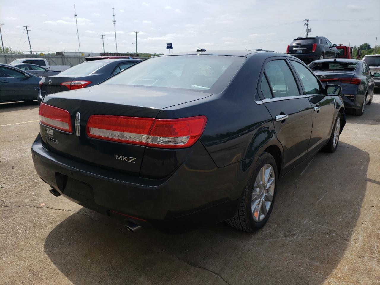 Photo 4 from auction – 2010 LINCOLN MKZ with VIN 3LNHL2GC9AR616475
