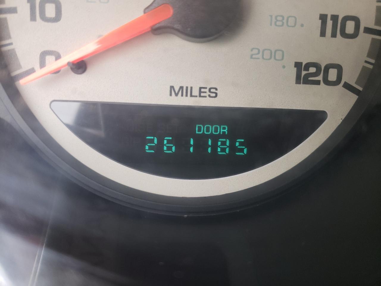 Photo 8 from auction – 2004 DODGE NEON SXT with VIN 1B3ES56C54D527160