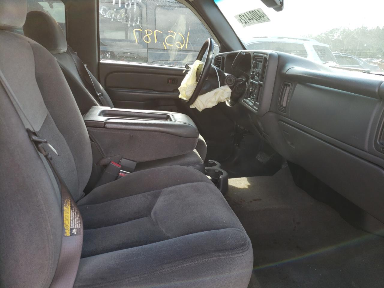 Photo 5 from auction – 2006 GMC NEW SIERRA with VIN 2GTEC13Z861290143