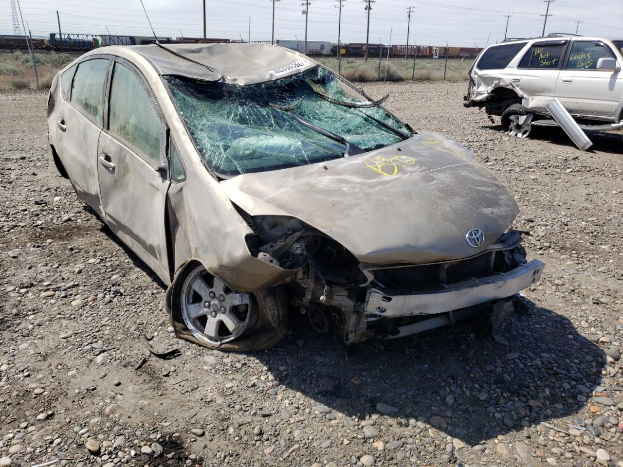 TOYOTA PRIUS 2004 with VIN JTDKB20U240045836 - Photo from auction